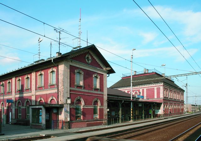 Výpravní budova železničního nádraží